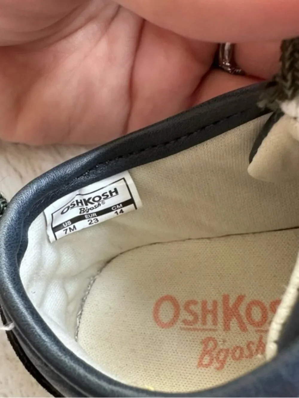 OshKosh B'Gosh | Navy and Green Embroidered Girl's Sugar Sneakers | Size 7
